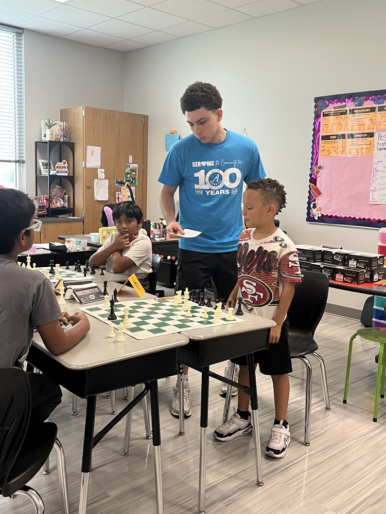 chess students 