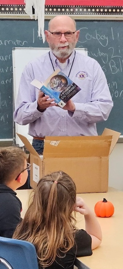 Lions Club Donates to AlWood Elementary School