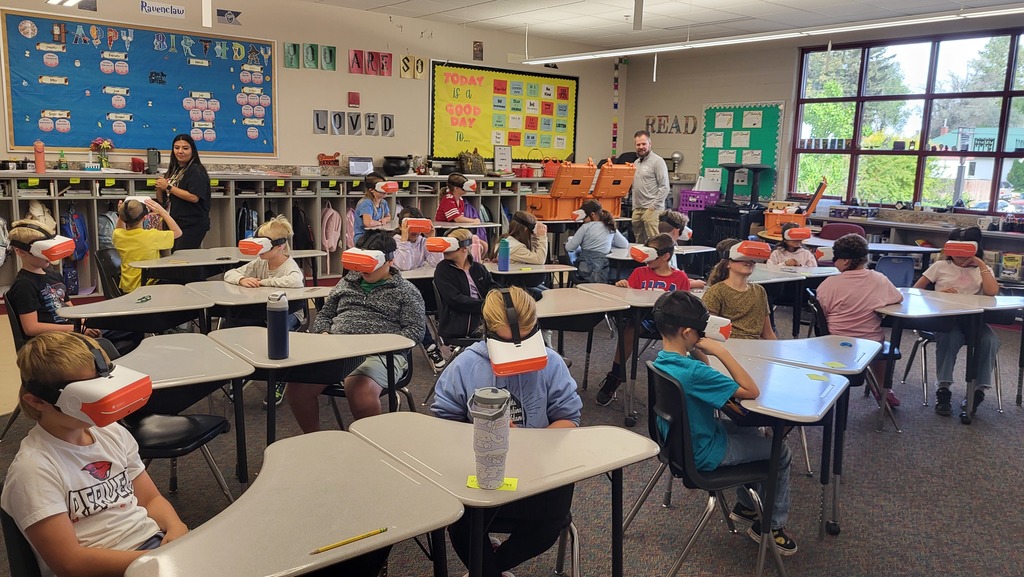 Virtual Reality Experience/Mrs. Baker's Class