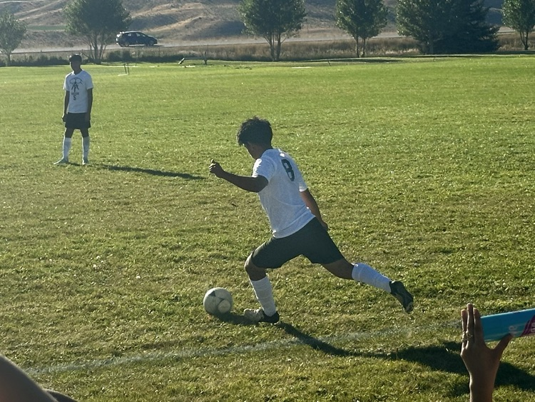 varsity boys soccer