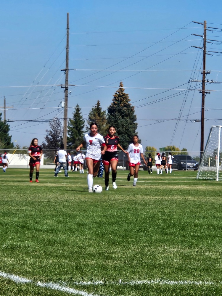 varsity girls soccer
