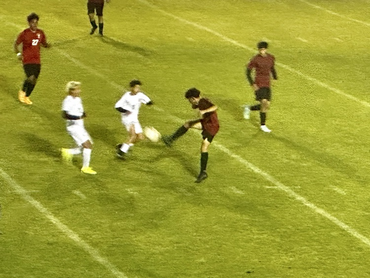 varsity boys soccer