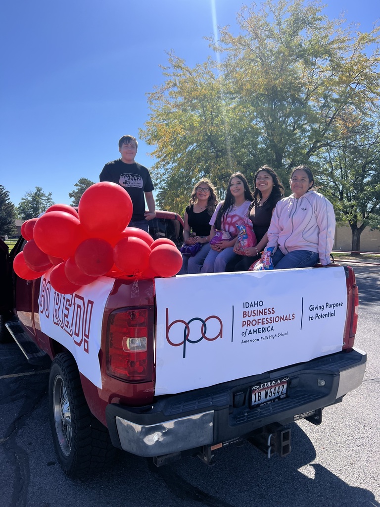 Business Professionals of America Club in the parade