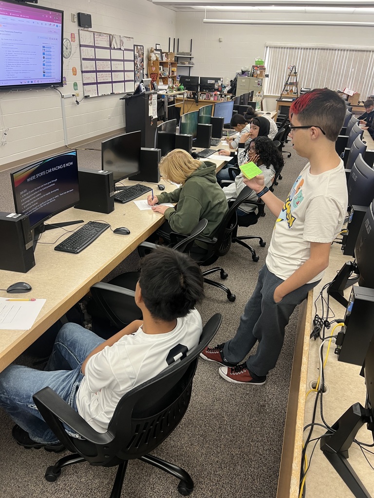 Student  Presenting to Group 