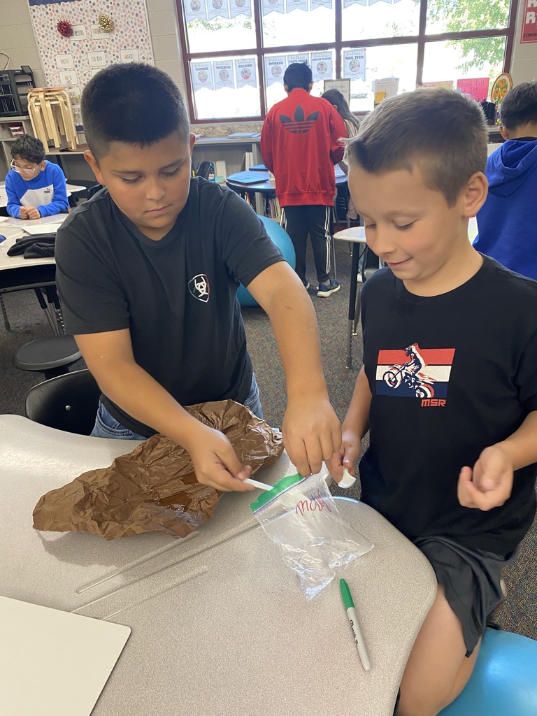 KIDS MAKING 