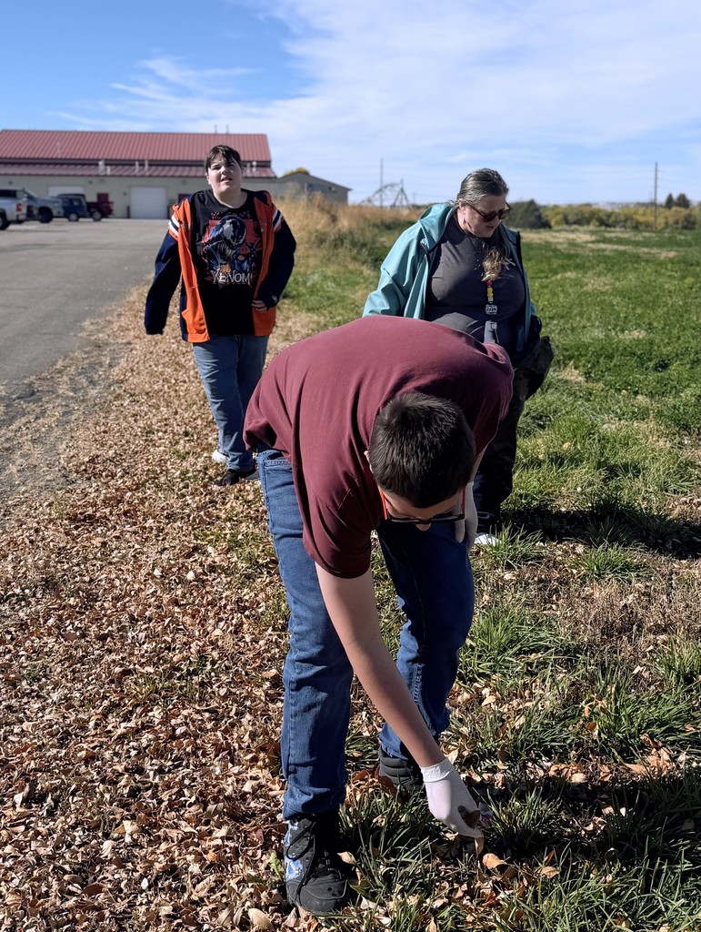 Students picking up trash
