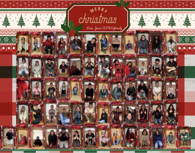 Christmas photo of   many students