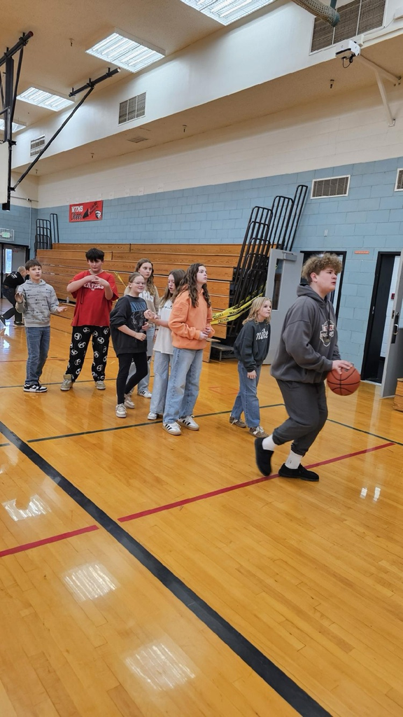 Lightning in the gym 