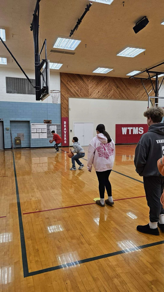 Lightning in the gym 