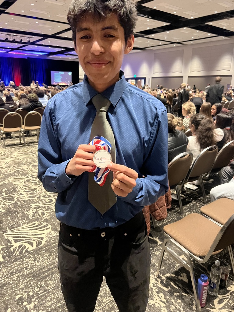 Alan T. coming off the stage as a finalist