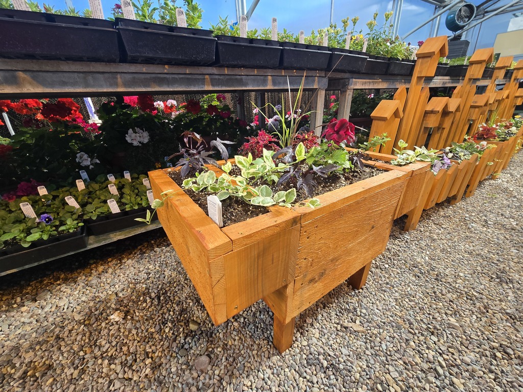 second style planter box