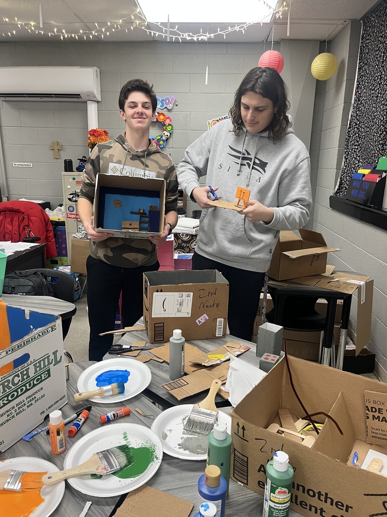 Spanish II students designed and built model mansions in class. They created plans, constructed their houses in groups, and labeled everything inside and out in español. Welcome to our neighborhood!