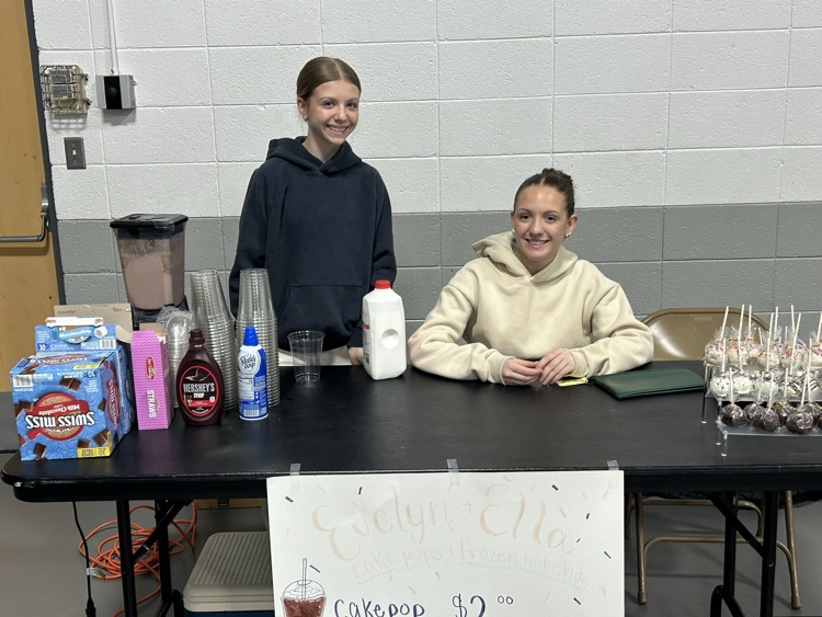 frozen hot chocolate and cake pops