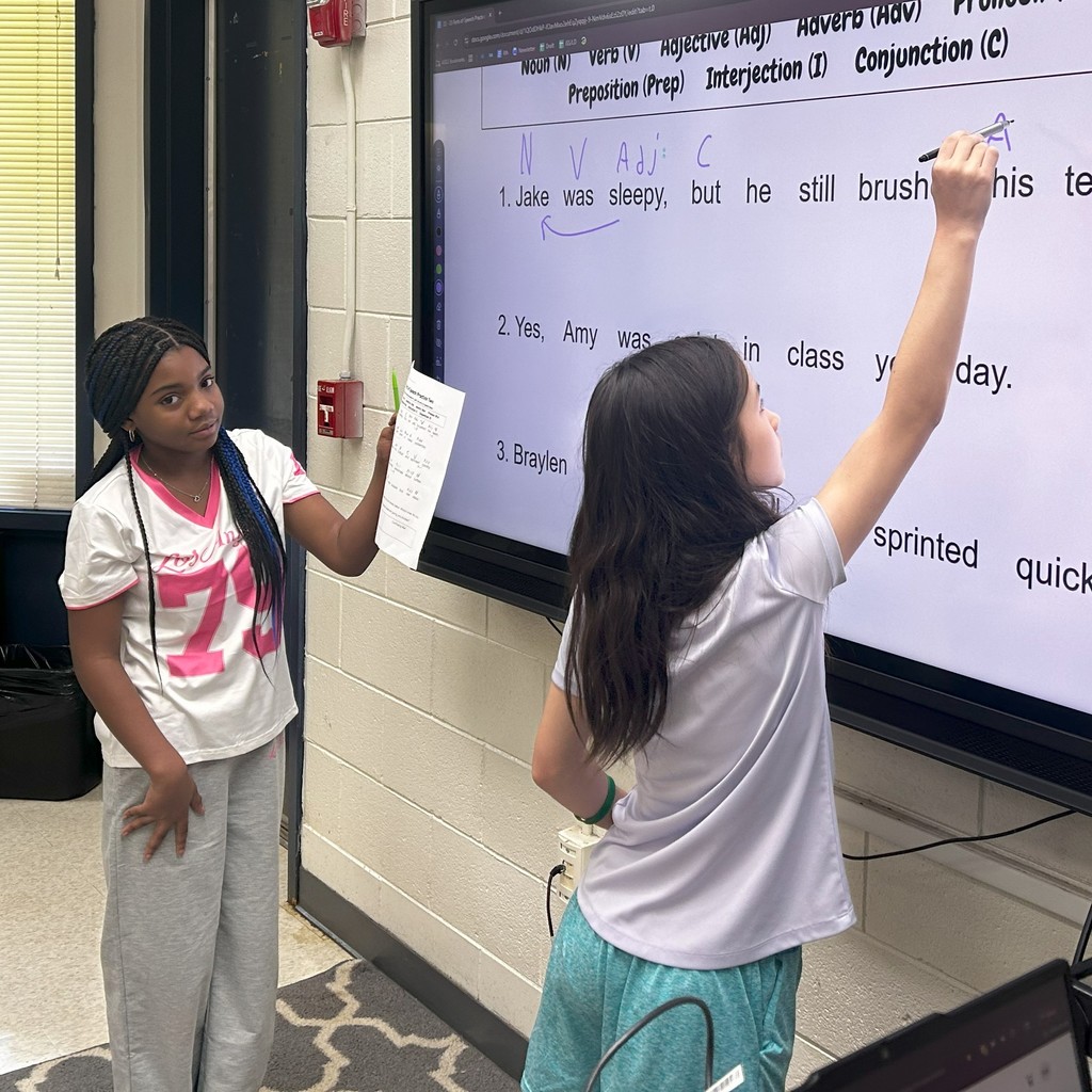 In Mrs. McClain’s class, students teamed up to code the parts of speech in sentences and then took the lead by modeling their work at the board for their classmates! #BMSWarriorPRIDE