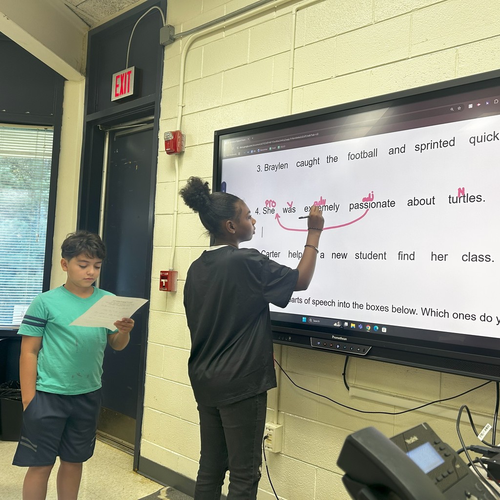 In Mrs. McClain’s class, students teamed up to code the parts of speech in sentences and then took the lead by modeling their work at the board for their classmates! #BMSWarriorPRIDE