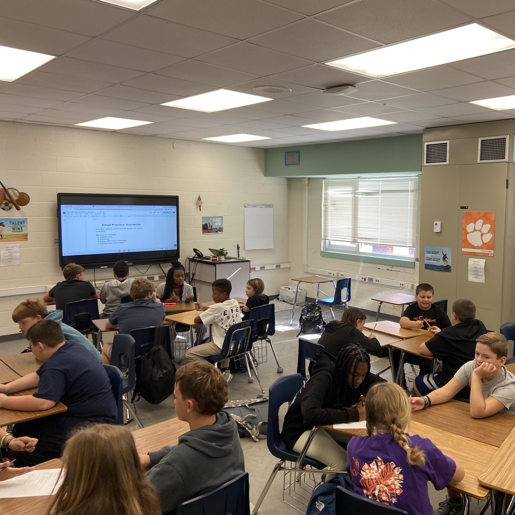 6th grade Strategies students with Coach Parnell practiced email etiquette this week!