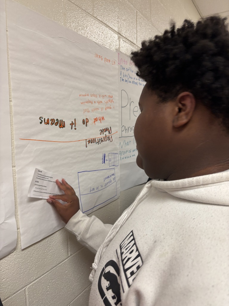 📚 Mrs. Schmidt’s classes worked together to create preposition posters! Students collaborated to identify and illustrate prepositions while strengthening their grammar skills. Great teamwork and learning! 🖤💛 #BMSWarriorPRIDE