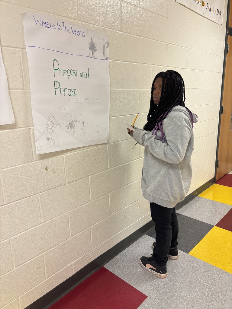 📚 Mrs. Schmidt’s classes worked together to create preposition posters! Students collaborated to identify and illustrate prepositions while strengthening their grammar skills. Great teamwork and learning! 🖤💛 #BMSWarriorPRIDE