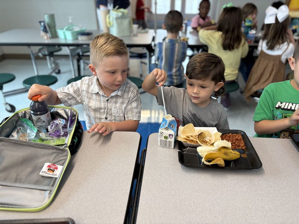 lunch room picture