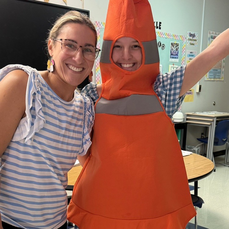 Fontaine the warning cone and Whiteside