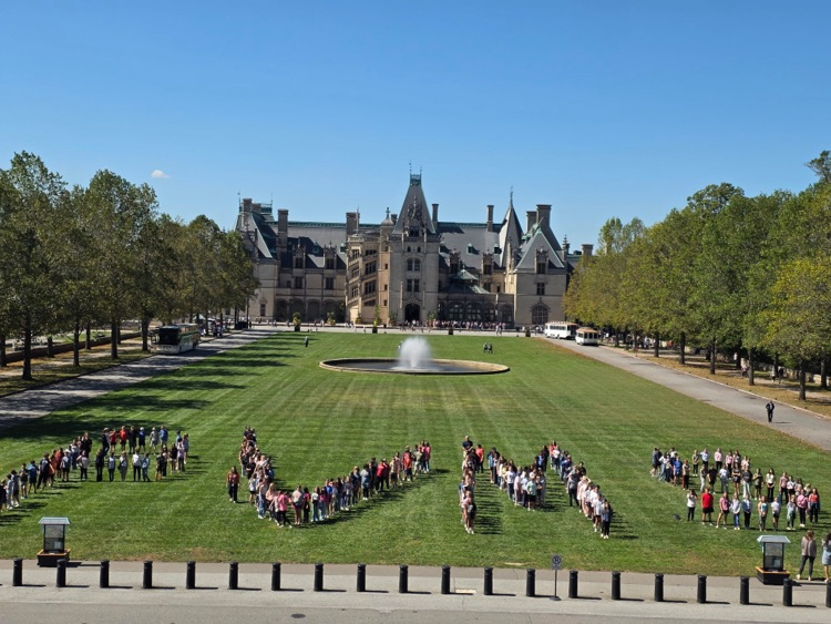 6th Graders at Biltmore 