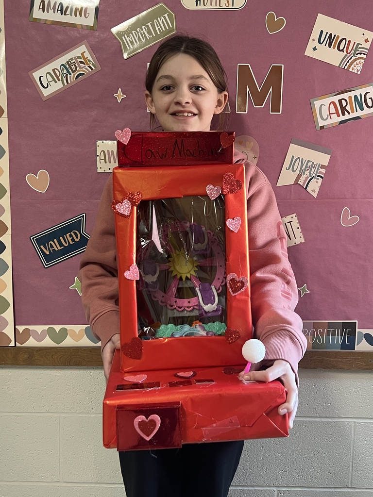 Lilly & her Valentine's Box