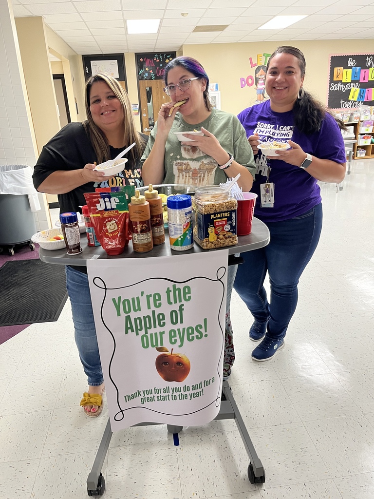 Our incredible staff is the "Apple of our Eyes!" Our Instructional Leadership Team (ILT) brought around a sweet treat to show appreciation for all the hard work everyone puts in to make our school amazing. A little thank you goes a long way! 🍎❤️