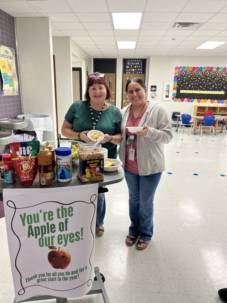 Our incredible staff is the "Apple of our Eyes!" Our Instructional Leadership Team (ILT) brought around a sweet treat to show appreciation for all the hard work everyone puts in to make our school amazing. A little thank you goes a long way! 🍎❤️