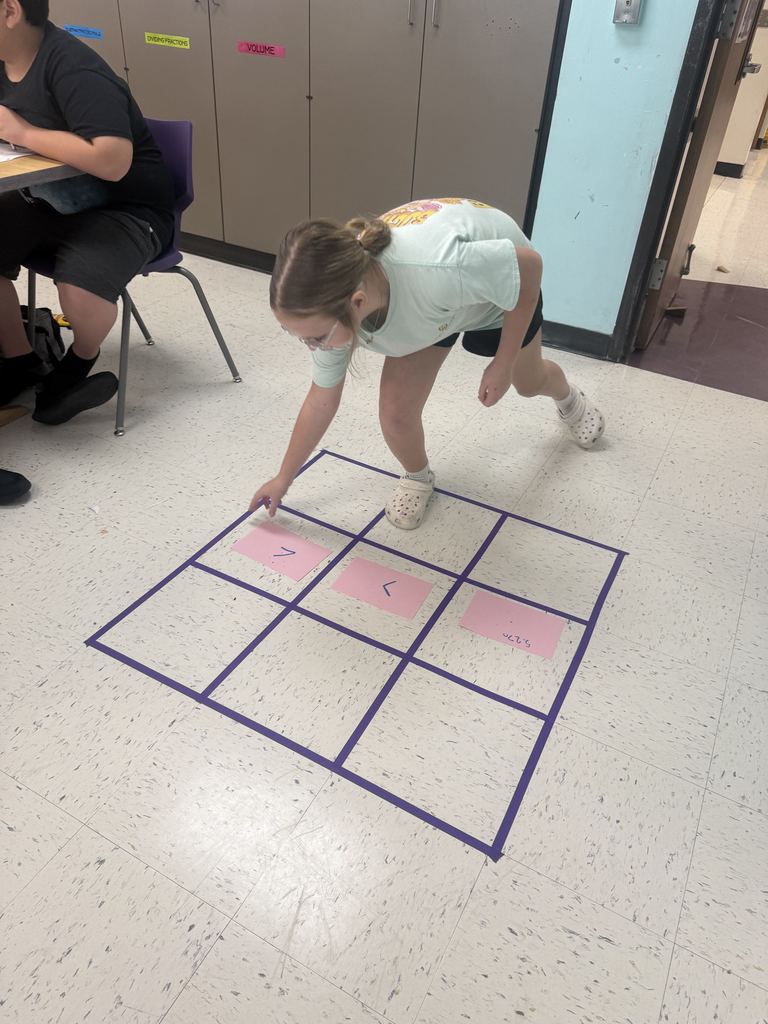 Our 5th graders dove into an exciting Bingo review game today! 🎲 It was fantastic to see them collaborate and put their knowledge to the test, all while preparing for their upcoming assessment. Learning is always more fun when you're actively involved!