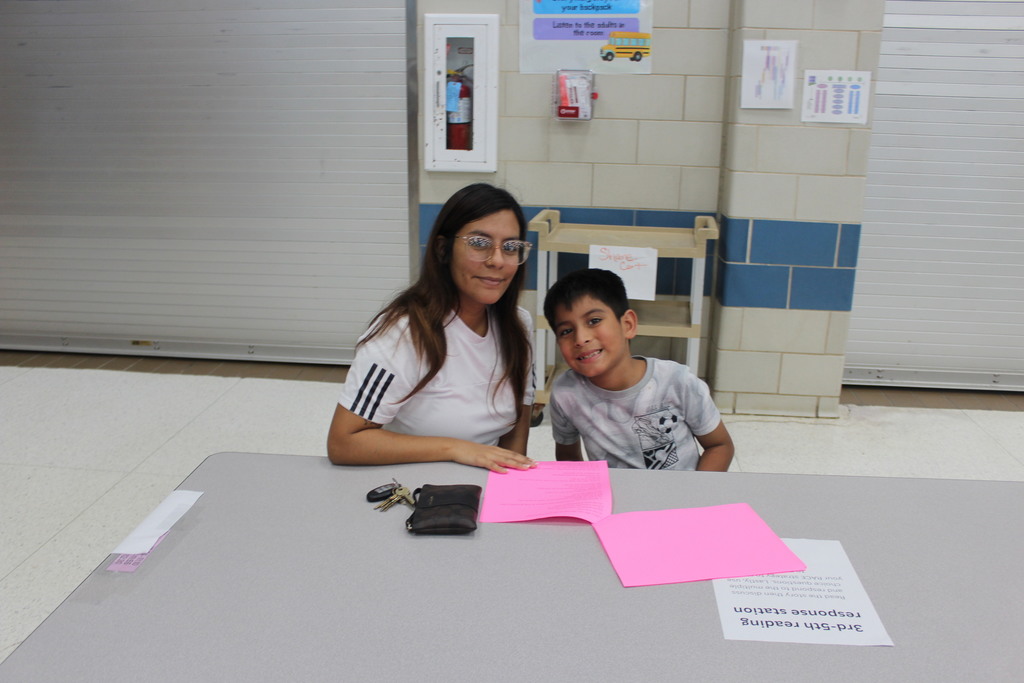 What a night! A huge thank you to all the families who came out and made our Literacy Night and Book Fair such a success. We loved seeing everyone engaging in the literacy games and gathering valuable information about reading. Your involvement is what makes our school so special!