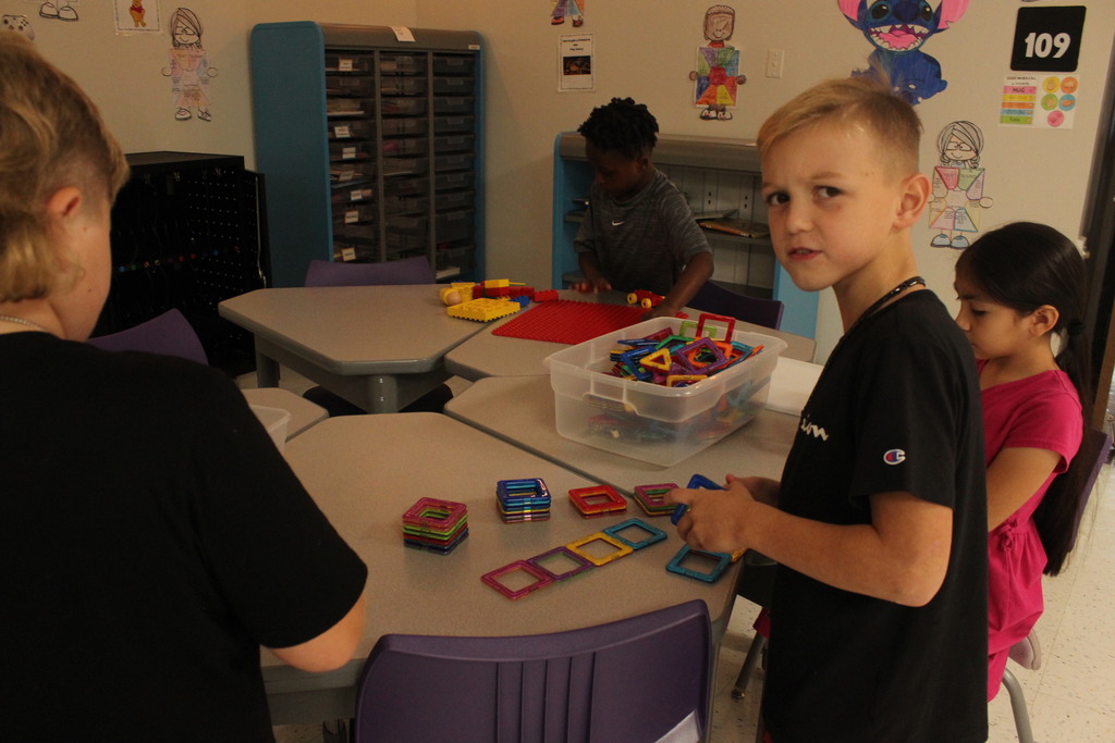 When the weather outside is frightful, our indoor recess is still delightful! 🌧️ Our 4th graders are making the most of a rainy day, getting creative and having fun together inside. It’s a great way to let off some steam and recharge before getting back to the books!