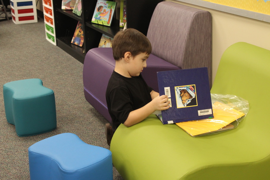 A perfect day in the library with Ms. Garcia! Our students are enjoying a mix of reading new books and building with Legos. It’s wonderful to see them so engaged and curious. What's your favorite part of a library?