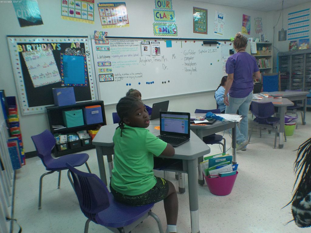 It's all about focused learning in the second grade classroom! Our students are busy with their lessons, building knowledge and mastering new skills. We love seeing their dedication and engagement every single day. Keep up the excellent work, 2nd Grade! #SecondGrade #ClassroomLearning #StudentFocus #ElementarySchool #Education