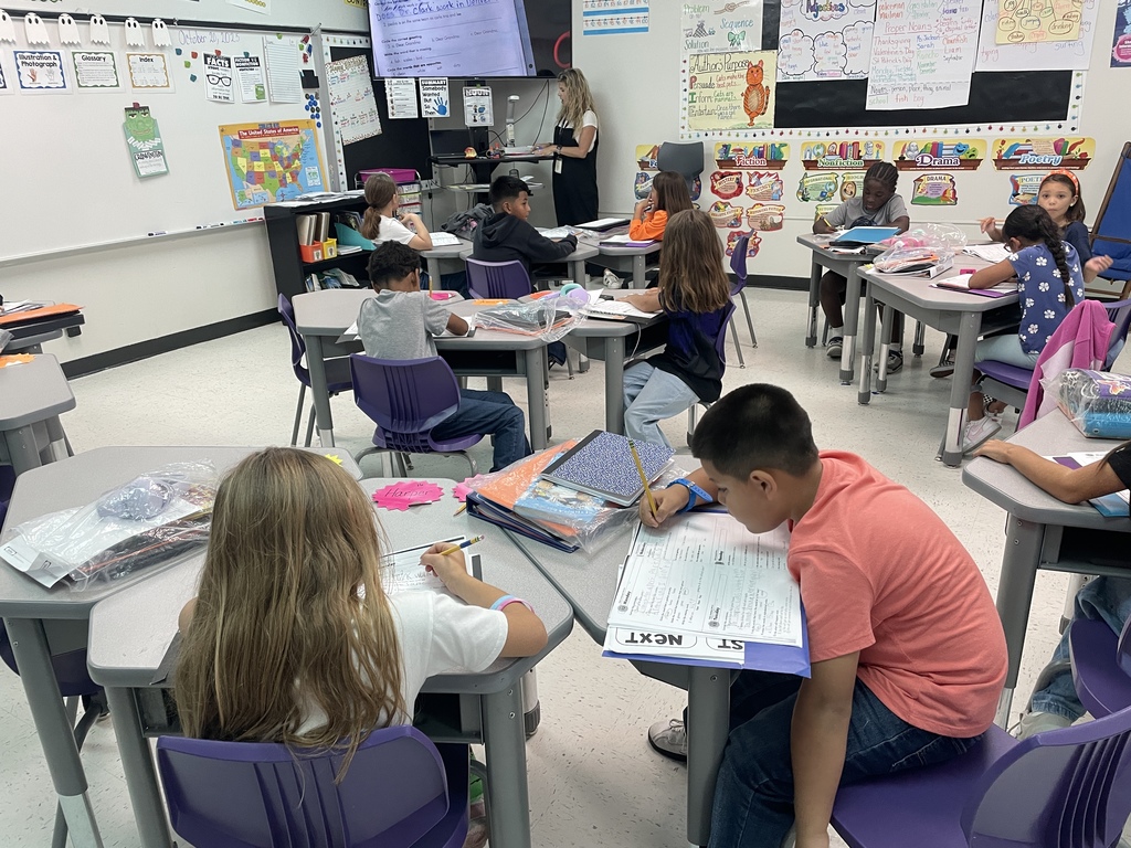 Grammar power in Ms. Brown's 2nd grade class! Our students were focused and engaged today, diving into their grammar journals to strengthen their language skills. It's awesome to see those hands go up with brilliant answers!  #DailyLearning #2ndGradeRocks #Grammar