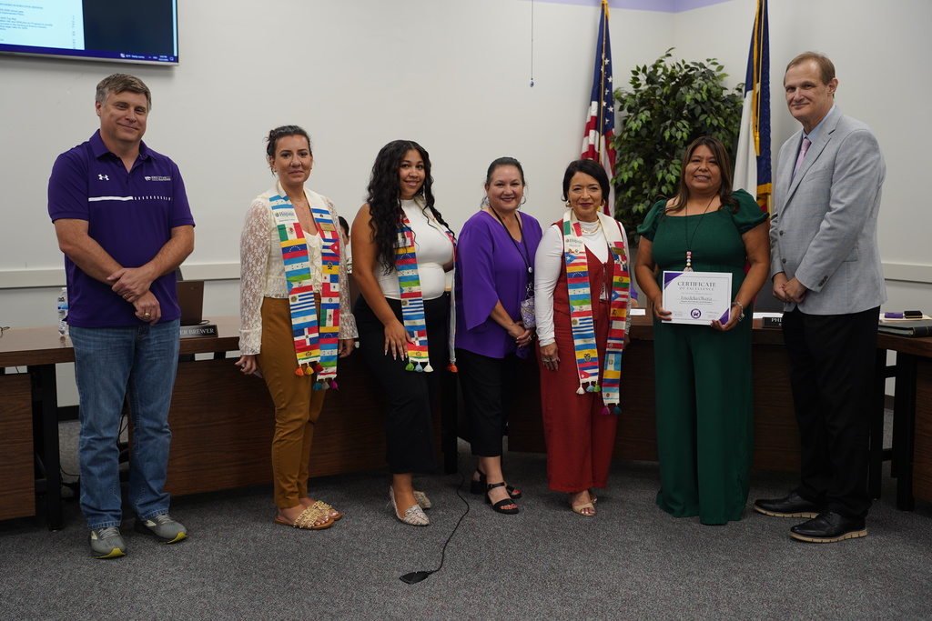 Hispanic Hero Educator Award