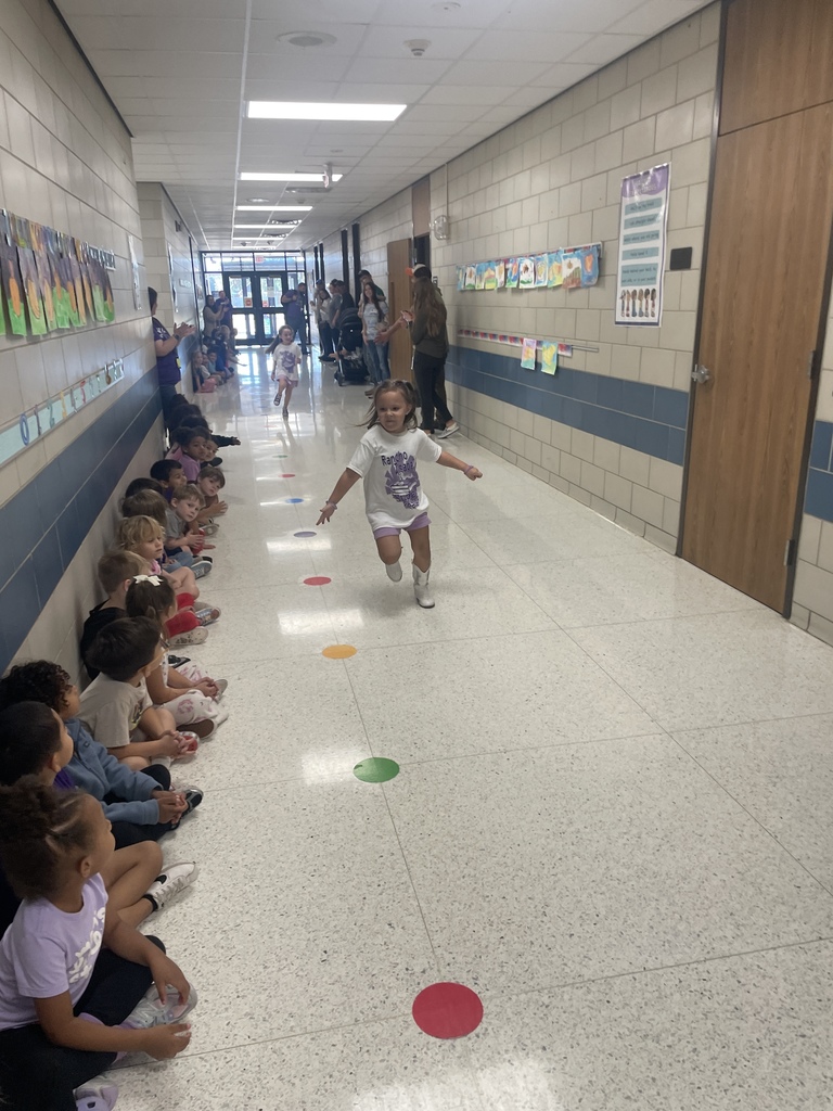 What a day for our 1st Grade Super Readers! This past Friday we kicked off a long-standing tradition with our first AR Parade of the year. These fantastic students earned their spot (and a cool new t-shirt!) by reaching ten AR points. The excitement was absolutely contagious! We are so proud of their reading dedication and can't wait for the next parade of super readers! Keep turning those pages!