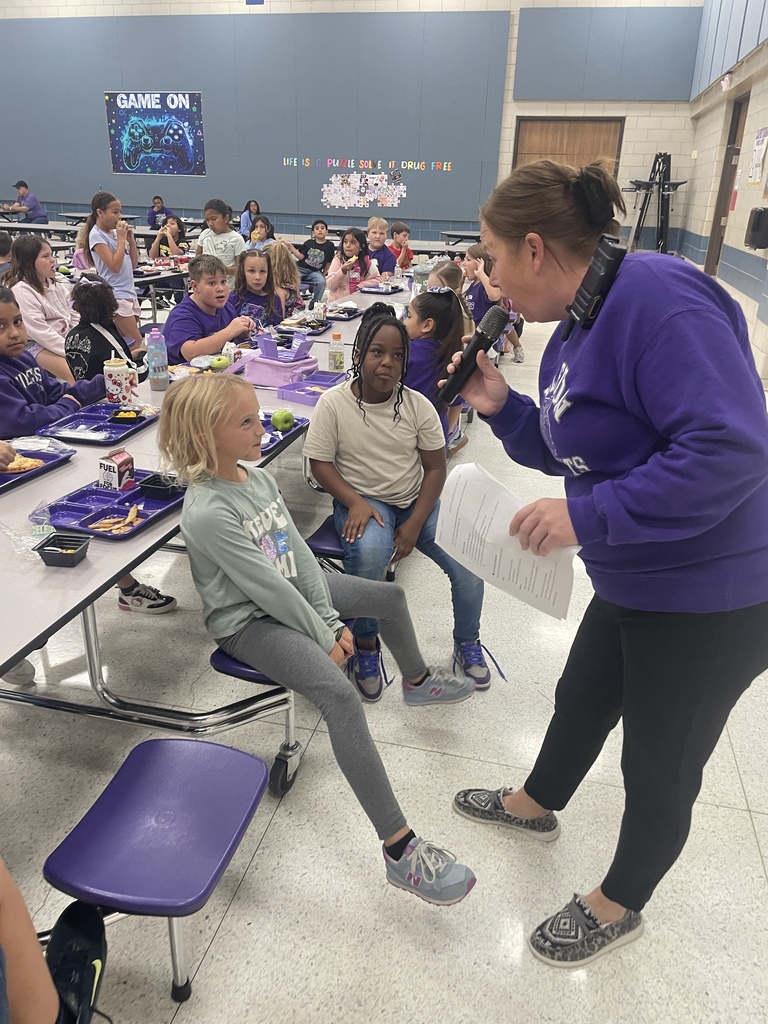 It's not just lunch, it's Lunchtime Learning and a whole lot of fun! Look at the engagement as our amazing third graders sharpen their minds and community spirit playing trivia with Mrs. Greaves.