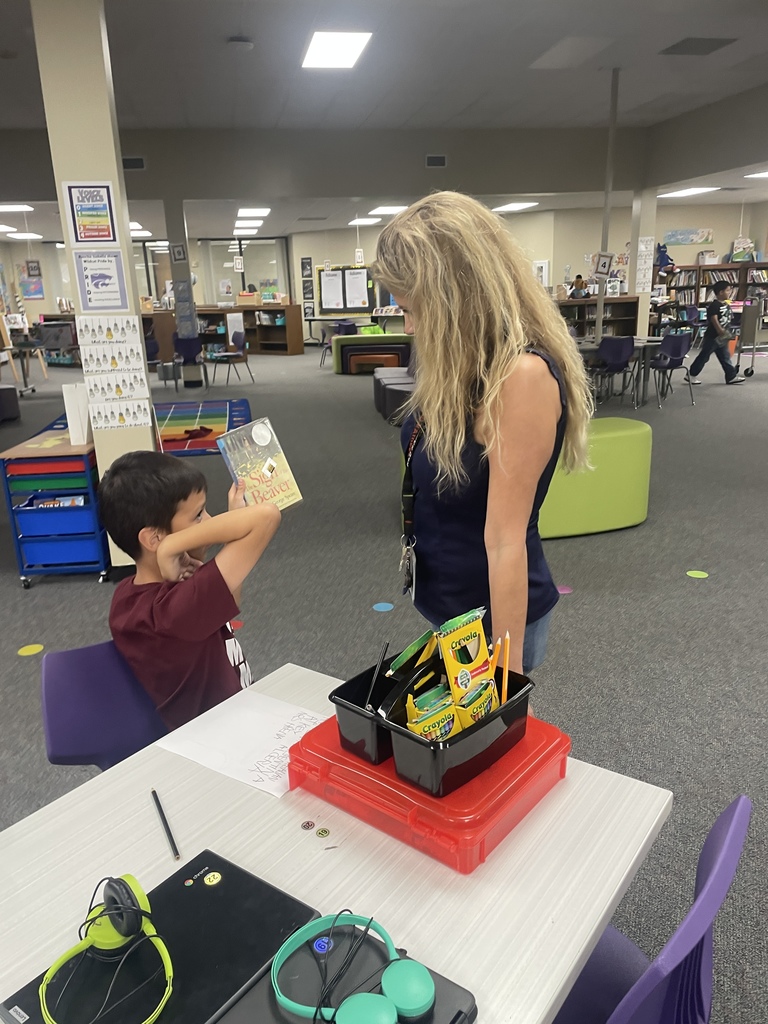 Nothing beats exploring a good book! After a fun session reading "Duck Soup" and stirring up some imaginary recipes, Ms. Brown's 2nd graders dove into the stacks to find their next great adventure. We love seeing our students check out new books and become lifelong readers!