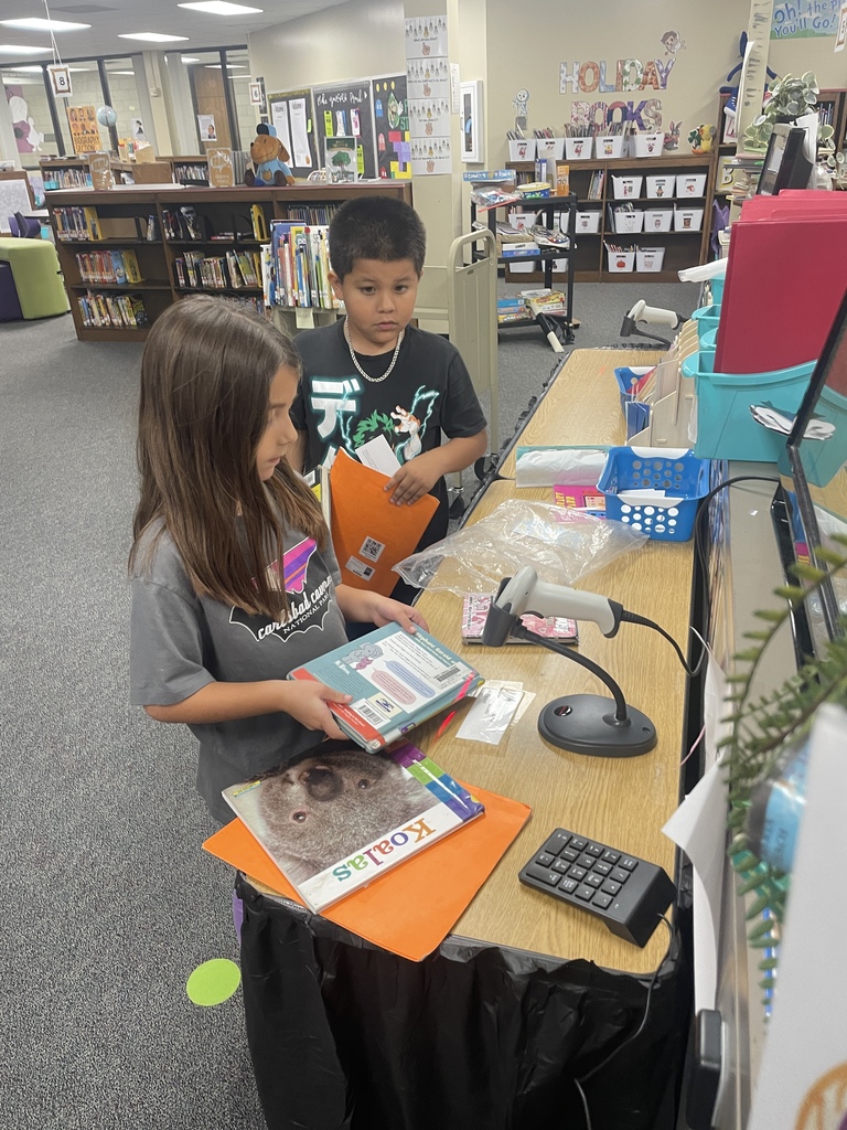 Nothing beats exploring a good book! After a fun session reading "Duck Soup" and stirring up some imaginary recipes, Ms. Brown's 2nd graders dove into the stacks to find their next great adventure. We love seeing our students check out new books and become lifelong readers!