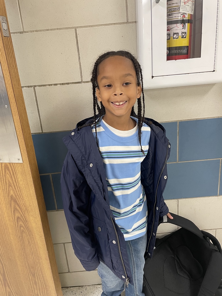 Walking in a Winter Wonderland! Our students shined bright today in their white and blue to kick off the holiday festivities. The halls were filled with so much sparkle and cheer!  Don’t forget: The fun continues tomorrow with ELF DAY! We can’t wait to see your best elf ears and festive outfits!