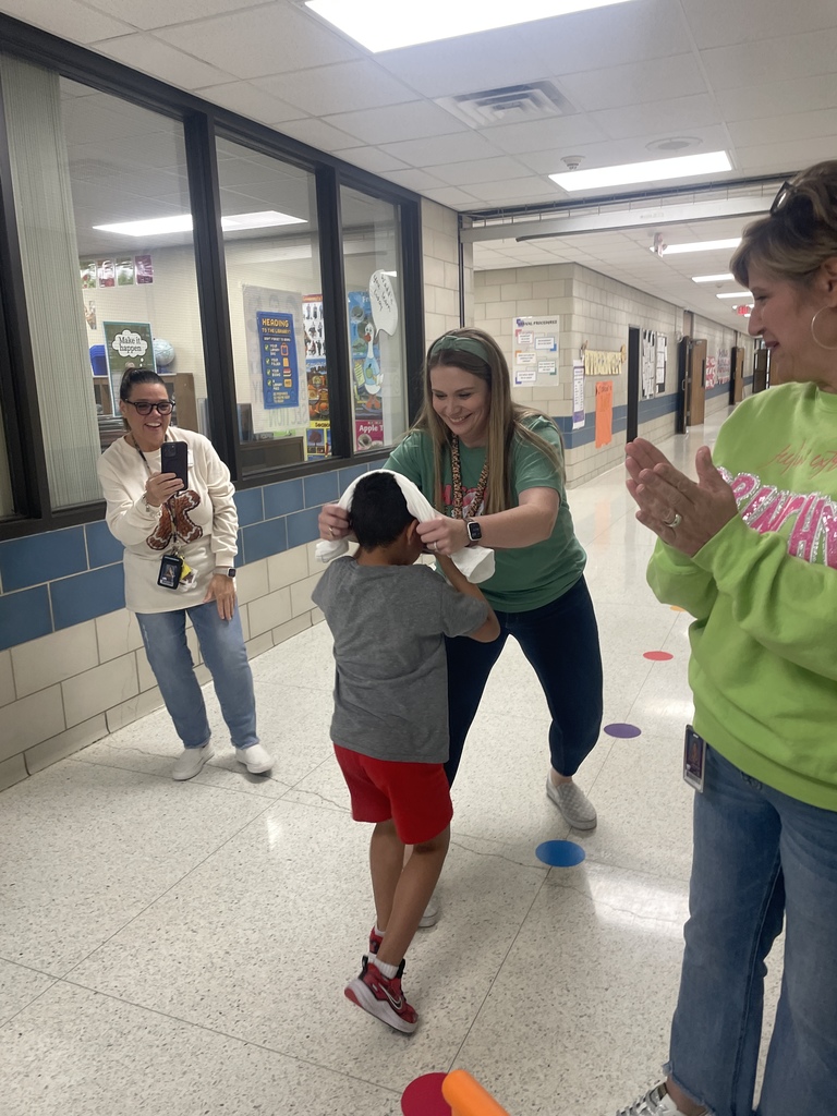We had a blast at our second Accelerated Reader (AR) Parade of the year last Friday! These students worked incredibly hard and earned the title of "Super Reader" for their outstanding literacy achievements.  Seeing their excitement is the best part of our day. Thank you to all the parents and community members who support our students' reading journeys! Keep turning those pages, Super Readers!