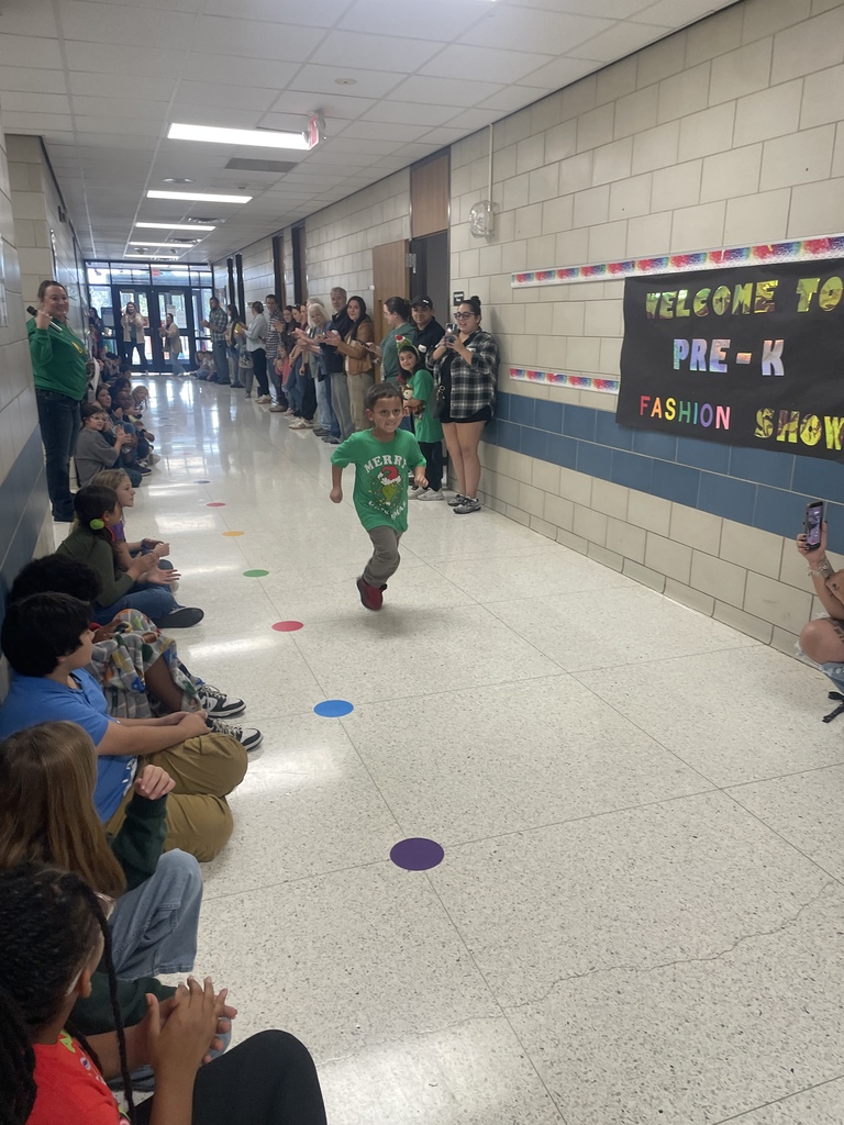 We had a blast at our second Accelerated Reader (AR) Parade of the year last Friday! These students worked incredibly hard and earned the title of "Super Reader" for their outstanding literacy achievements.  Seeing their excitement is the best part of our day. Thank you to all the parents and community members who support our students' reading journeys! Keep turning those pages, Super Readers!