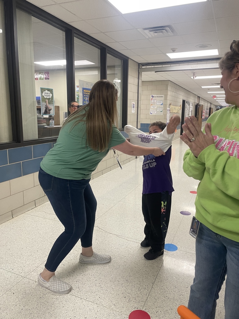 We had a blast at our second Accelerated Reader (AR) Parade of the year last Friday! These students worked incredibly hard and earned the title of "Super Reader" for their outstanding literacy achievements.  Seeing their excitement is the best part of our day. Thank you to all the parents and community members who support our students' reading journeys! Keep turning those pages, Super Readers!