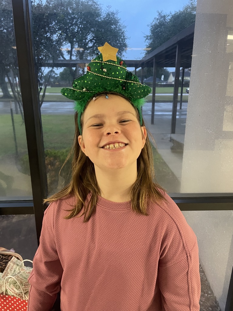 Oh, Christmas tree, oh, Christmas tree... how festive are our students?!   Reminder: Tomorrow is Holiday Sock Day! We can’t wait to see your wildest, coziest, and most festive footwear!