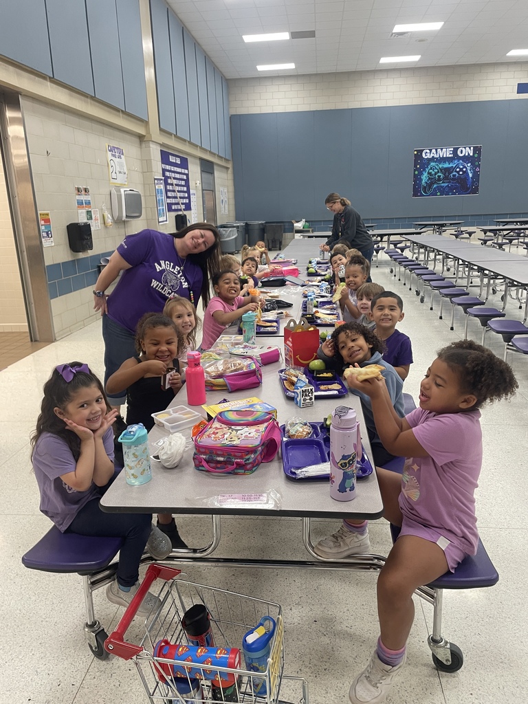The best part of the day? Lunch with friends! Our Pre-K crew is all smiles in the cafeteria today. We love seeing these little leaders growing and thriving every single day!