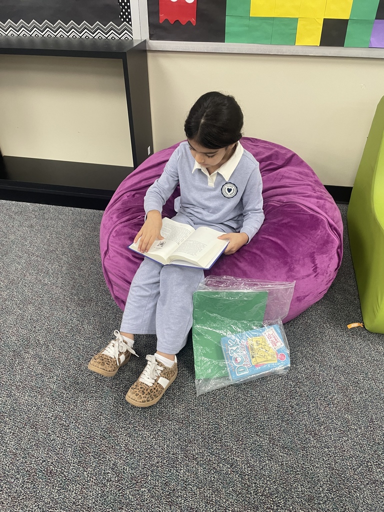 New Year, same love for learning! Mrs. Lampe-Anderson’s 4th grade class is back in the library and starting 2026 off right with reading, puzzles, and goal-setting. Our students make every day great! 