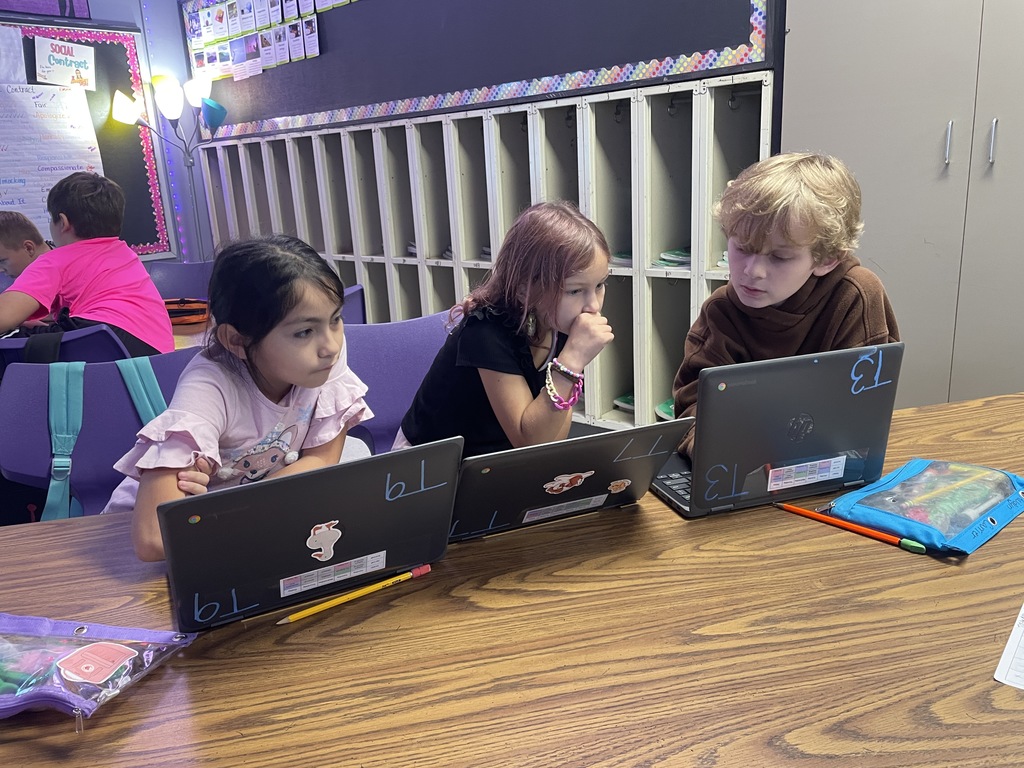 Teamwork makes the dream work in 4th grade! Our students dived into Social Studies by working together in groups to research and solve problems. It is so rewarding to watch them share ideas, listen to one another, and grow as a team. Great things happen when we work together!