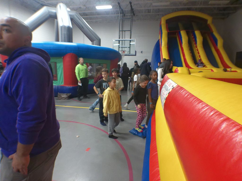 Our annual Winter Festival was a massive hit! Seeing our hallways filled with the smiles of our students and their families is what it’s all about. From the cake walk to the bounce house, it was a night to remember. Thank you to everyone who came out to make our school community feel like family!