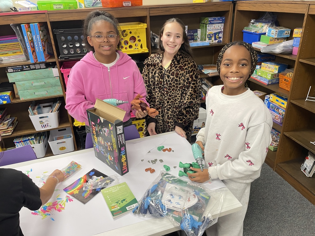 We are thrilled to recognize a group of dedicated students who met the rigorous goal of reading ten Bluebonnet books this school year. This challenge requires consistent effort and a passion for literacy, and these students rose to the occasion!  Our "Rancho Readers" enjoyed an ice cream social in the library to mark the achievement, taking home a new book and a commemorative cup. Thank you to the PTO volunteers who helped serve our students and celebrate their success. Keep on reading!