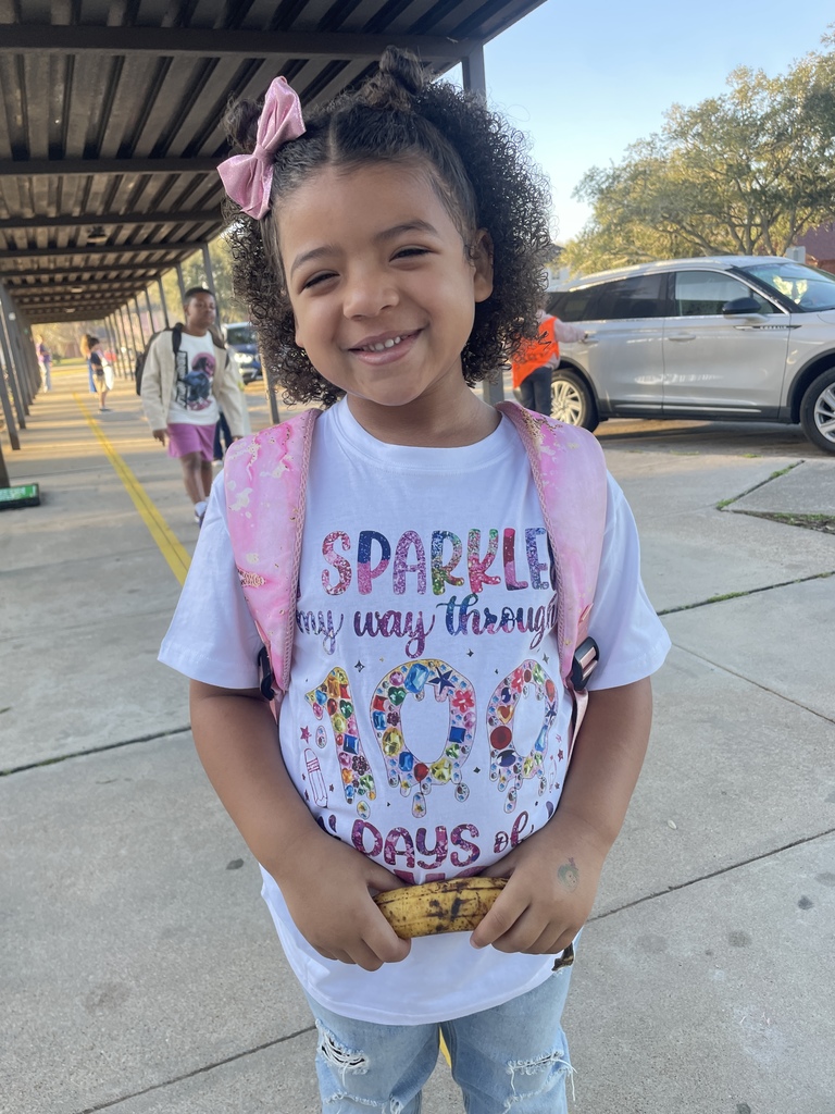 100 days of learning, 100 days of laughter, and 100 days of growing together! We officially hit the triple-digit mark today, and our students celebrated in style. From creative "100-year-old" costumes to incredible "100-item" projects, it’s clear our kids are 100 days smarter and 100% amazing! Thank you to our families for supporting these little learners every step of the way.